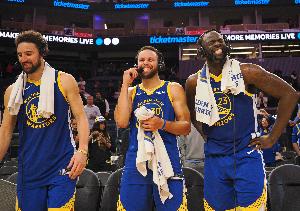 勇士vs库里直播_NBA高清免费观看_勇士vs库里比赛回放视频集锦