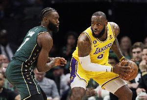 76人vs詹姆斯直播_NBA高清免费观看_76人vs詹姆斯比赛回放视频集锦